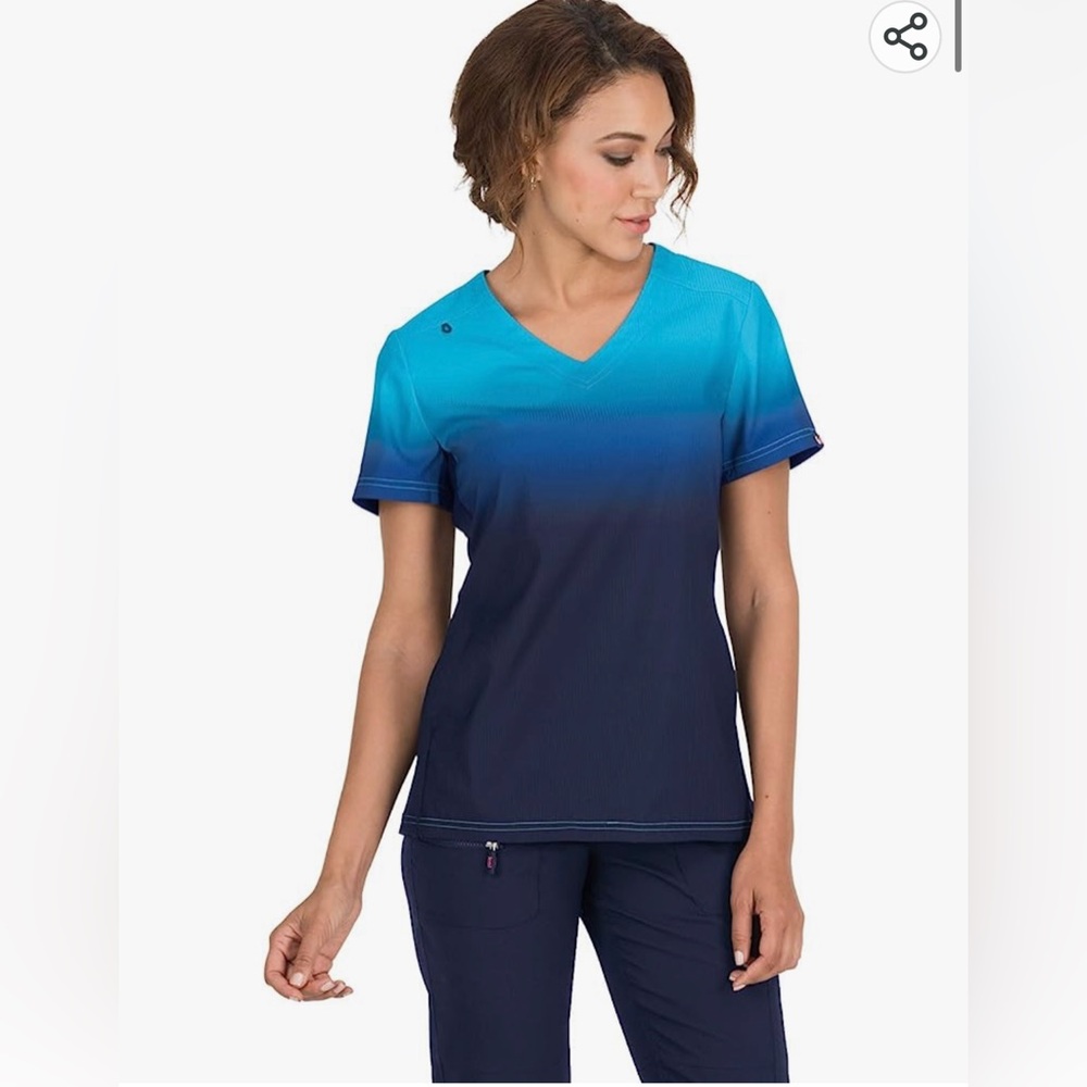 Reform Top Electric Blue/Navy scrub